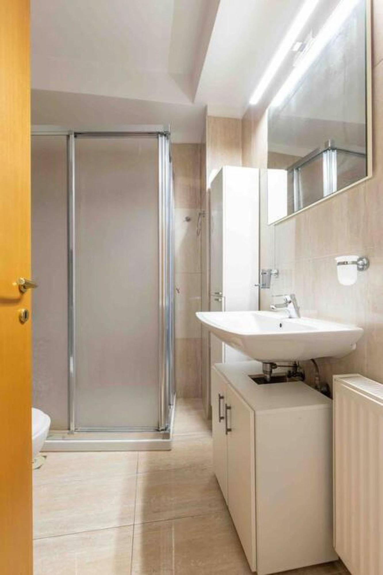 Petralona Amazing 2 Bd Flat Apartment *