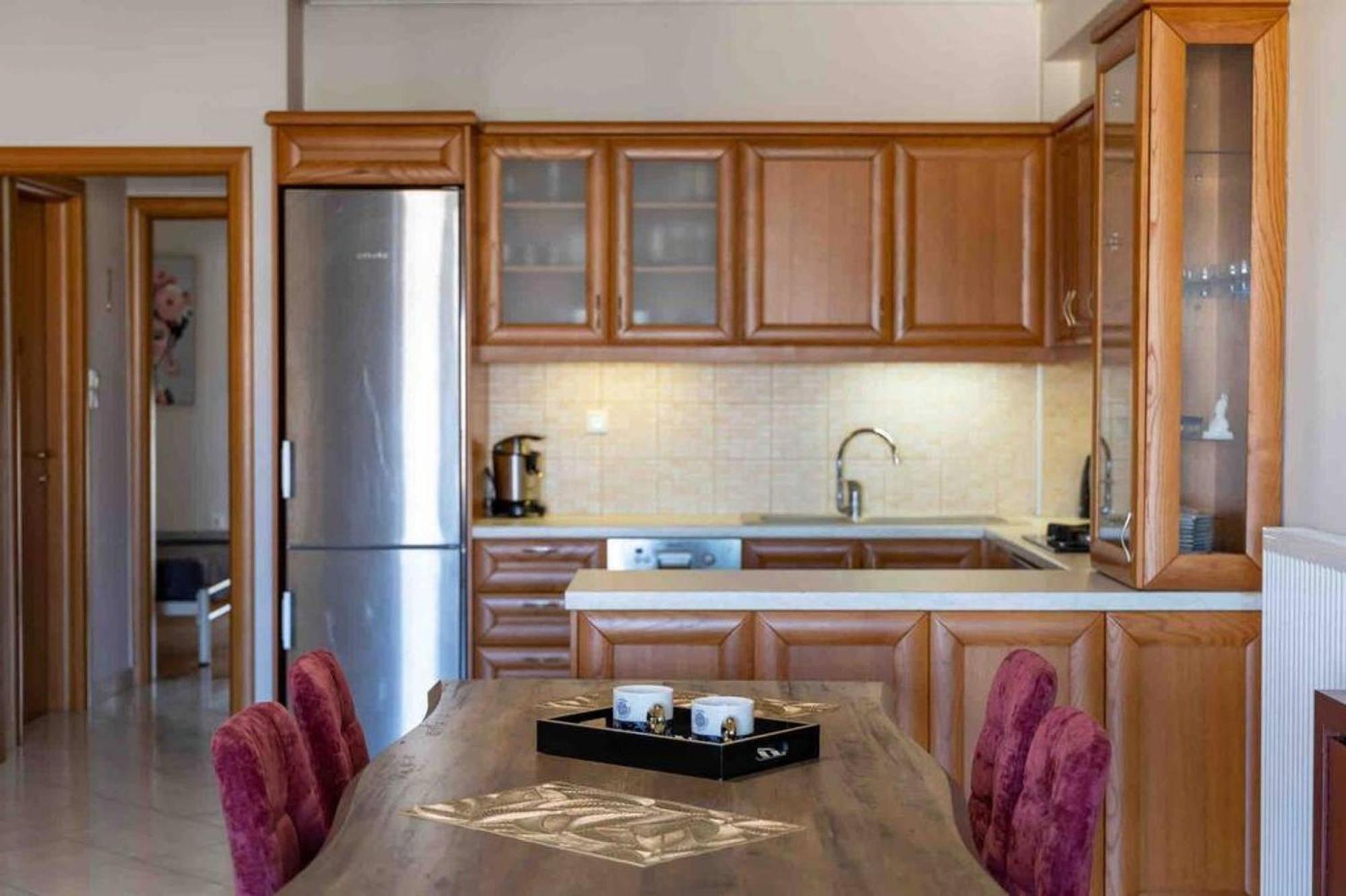 Petralona Amazing 2 Bd Flat Apartment
